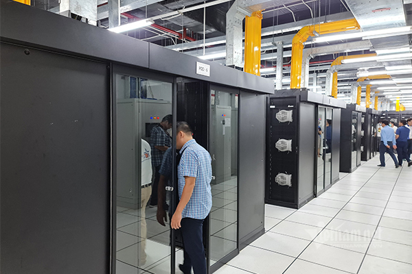 Cận cảnh data center đầu tiên tại Việt Nam đạt 2 chuẩn Uptime Tier 3